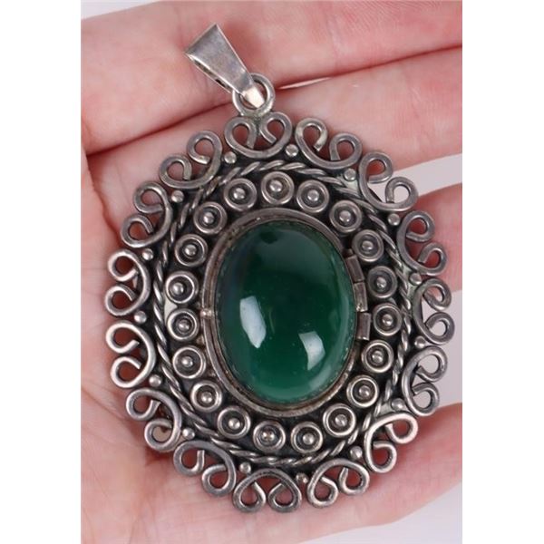 SIGNED MEXICAN STERLING SILVER STONE PENDANT