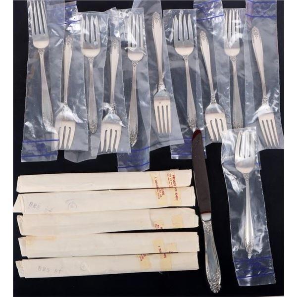 STERLING SILVER PRELUDE INTERNATIONAL FLATWARE--17