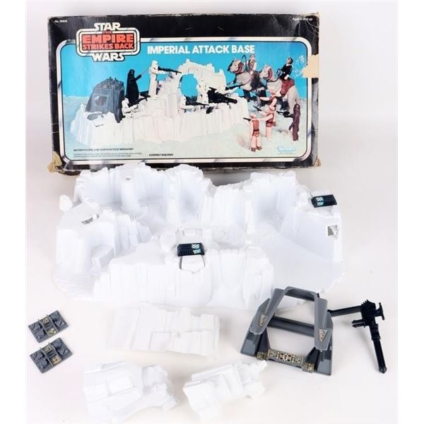 1980 STAR WARS ESB IMPERIAL ATTACK BASE SET W/ BOX