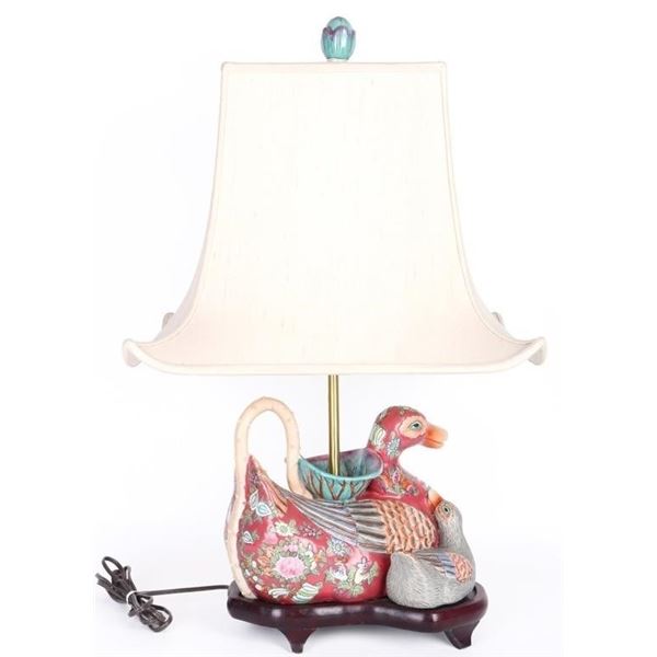 VINTAGE CHINESE EXPORT PORCELAIN DUCK LAMP