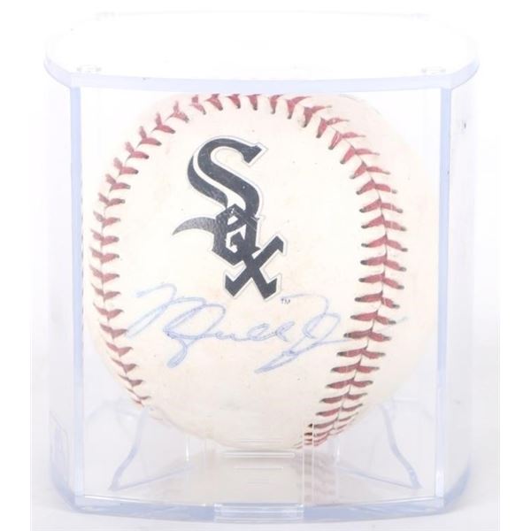 MICHAEL JORDAN AUTOGAPHED BASEBALL W/ COA