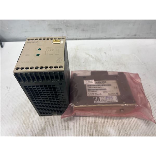 Lot of (2) Siemens #6ES5 452-8MR11 & #3TK2804-0BB4