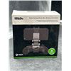 Image 2 : 8BitDo Mobile Gaming Clip for Xbox Wireless Controllers, Model No. 87CA