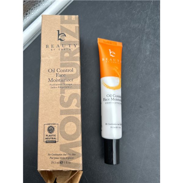 Beauty by Earth Oil Control Face Moisturizer, 29.5ml