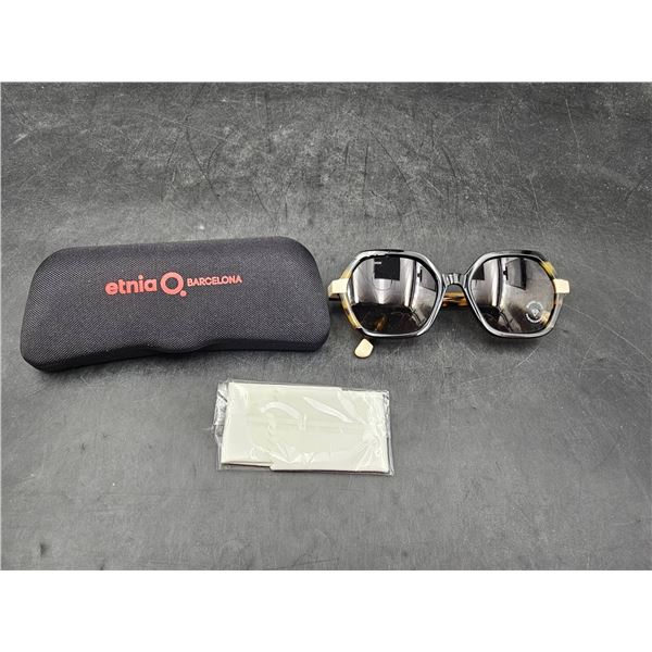 Etnia Barcelona Sunglasses With Accessories