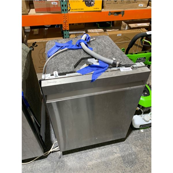 Samsung SmartThings Model DW80CG5450SR/AA Dishwasher, 120V, Stainless Steel