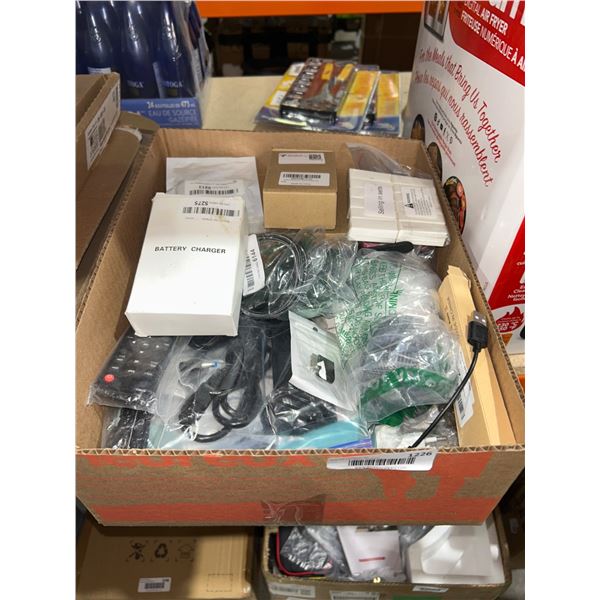 Electronics And Accessories LotÂ