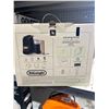Image 3 : DeLonghi Nespresso Essenza Mini Aeroccino3 Coffee Maker Bundle
