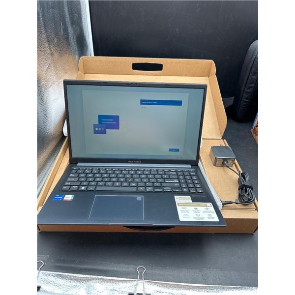 ASUS VivoBook X1504V 15.6-Inch Laptop with Intel Core i5 Processor