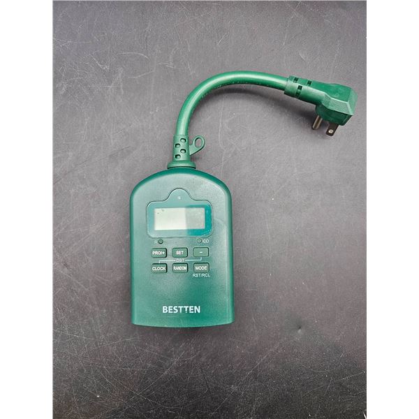 Bestten Outdoor Digital Timer with Dual Outlets, Green