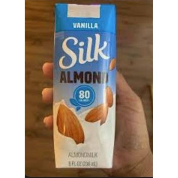 Silk Almond Vanilla Drink 12x236ml with Paper Straws