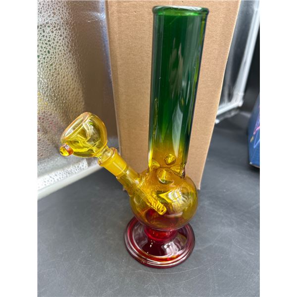 Glass Water Pipe With Removable Bowl, Multi-Color Design