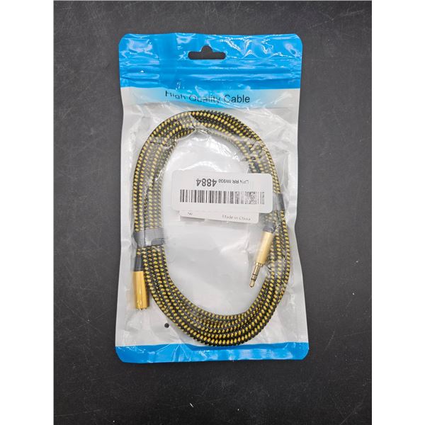 Audio Auxiliary Cable with Gold Plated Connectors, 3.5mm, Black and Yellow