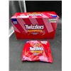 Image 1 : Twizzlers Gummies Strawberry Fraise King Size, 12 x 90g