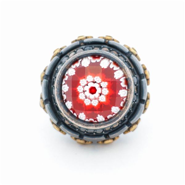 Large Gothic ring with millefiori center