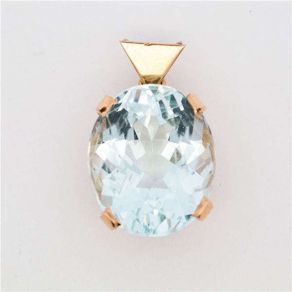 18KYG Aquamarine Pendant