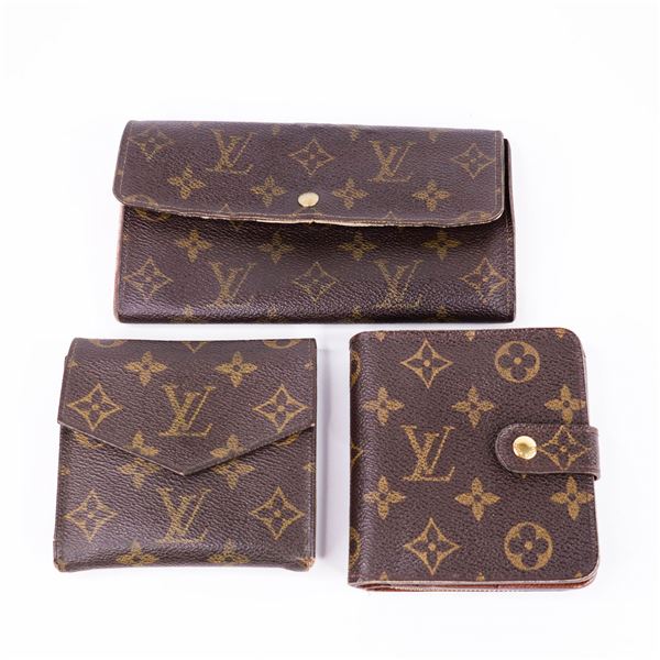 LOUIS VUITTON Monogram Wallet Set of 3