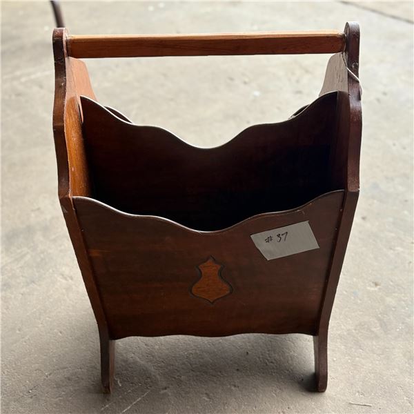 ANTIQUE MAGAZINE / PAPER RACK