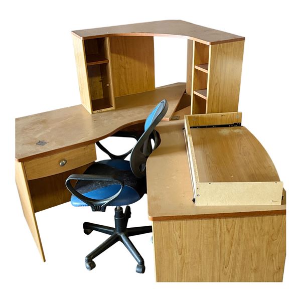 LARGE COMPUTER DESK WITH CHAIR