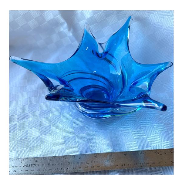 CHALET CANADA ART GLASS - BLUE DISH