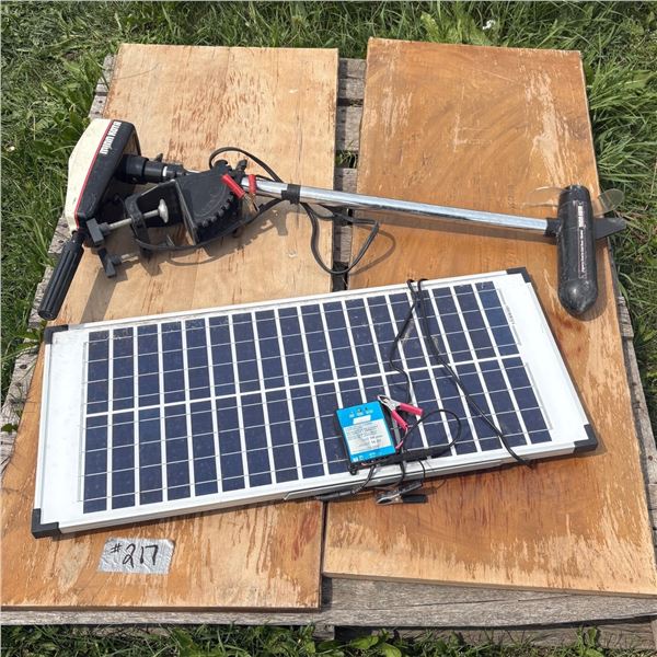 MINN KOTA TROLLING MOTOR AND COLEMAN SOLAR PANEL