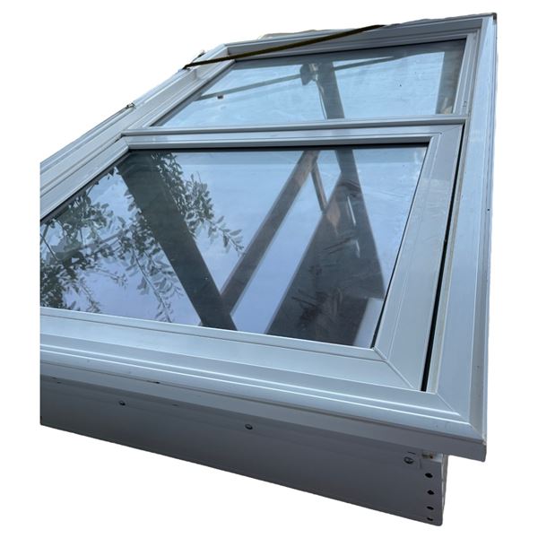 MCLEOD WINDOWS - NEW DOUBLE PANE WINDOW 57.5 X 37