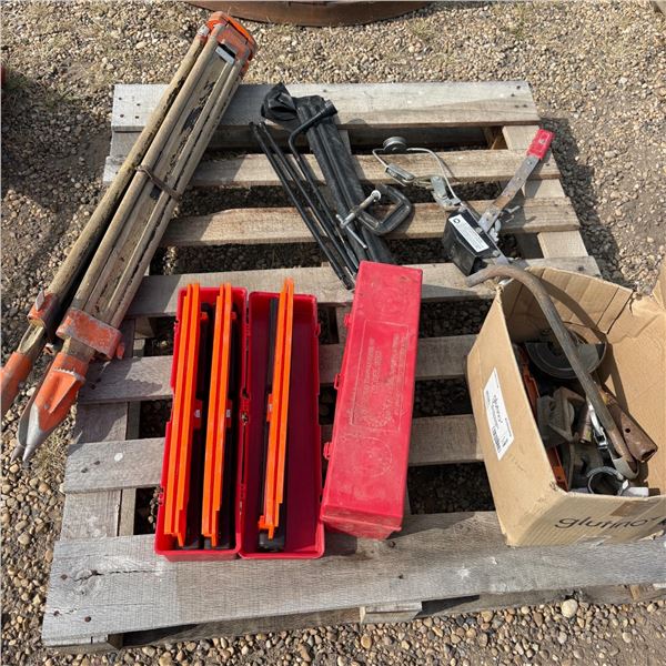PALLET OF MISCELLANEOUS TOOLS