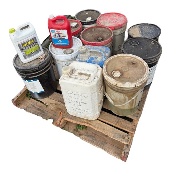PALLET WITH NEW MOTOR OIL AND AUTOMOTIVE FLUIDS