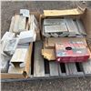 Image 1 : PALLET OF NEW VENTING AND MORE