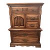 Image 1 : VICTORIAVILLE INDUSTRIES - CHEST OF DRAWERS