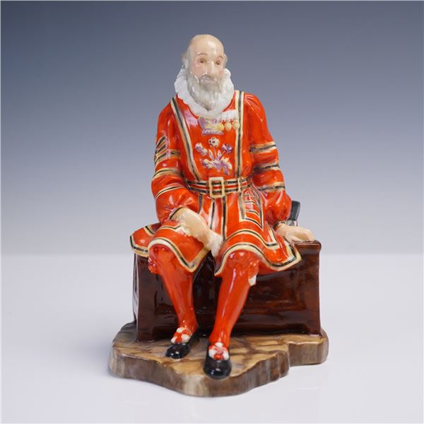 Royal Doulton Porcelain Figurine, Yeoman of the Guard HN2122
