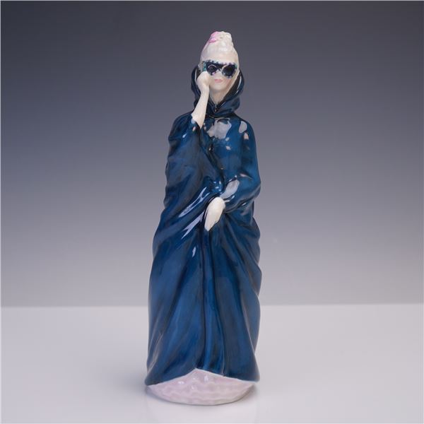 Royal Doulton Figurine Masque HN2954 by Peggy Davies