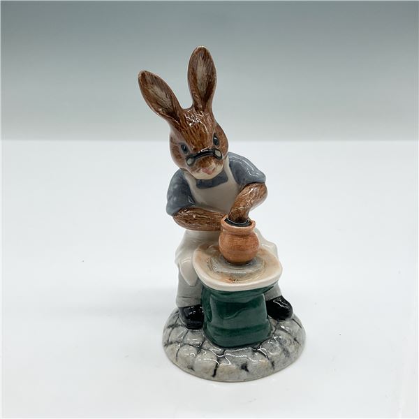 Royal Doulton Bunnykins Figurine, Master Potter DB131