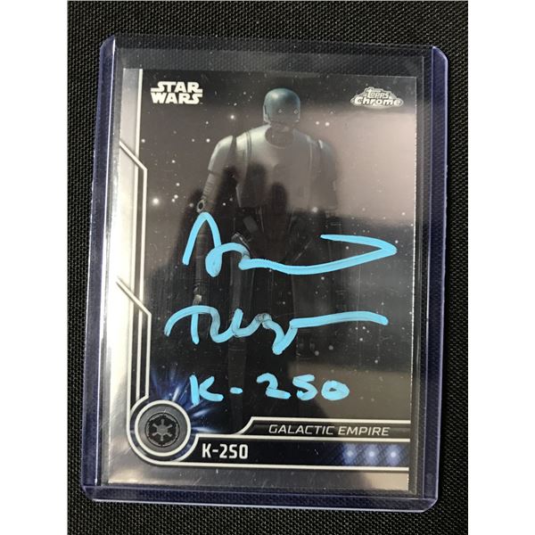 ALAN TUDYK SIGNED K2S0 TRADING CARD - WWOC COA