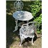 Image 2 : Cast Iron patio table and chairs