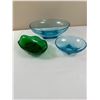 Image 1 : Coloured Glass Dishes Lot