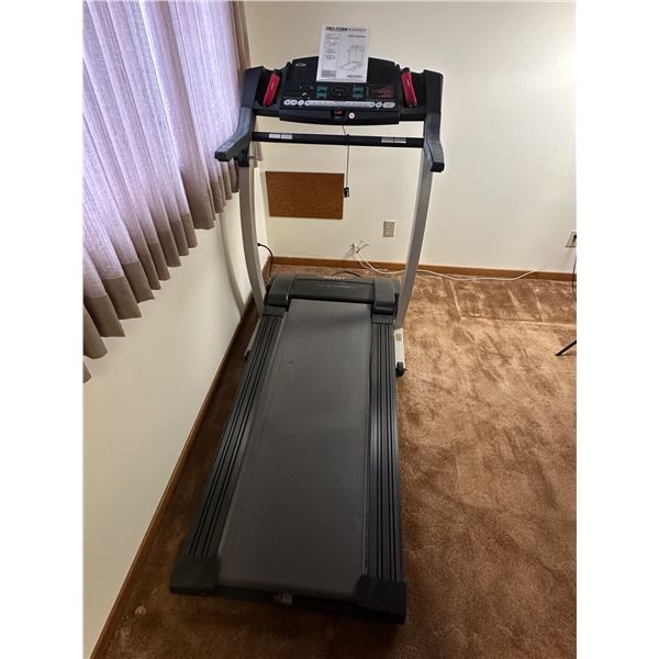 Pro-Form 835QT Treadmill