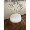 Image 2 : Vintage Stool