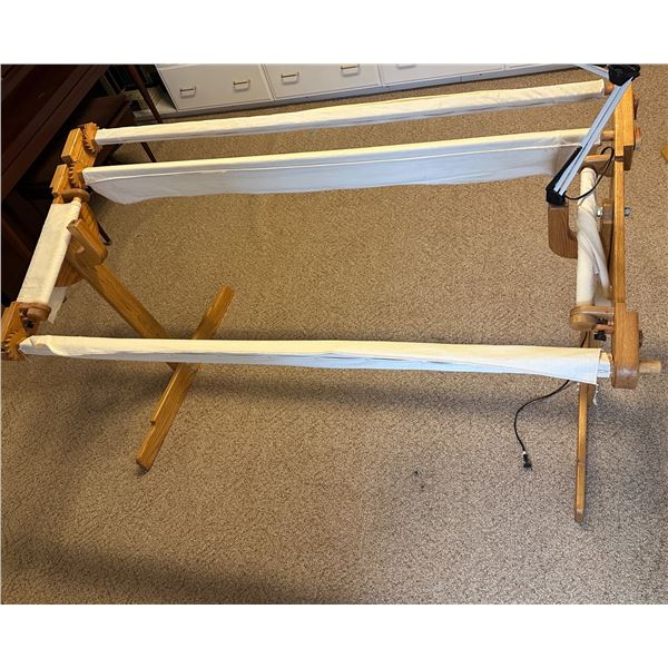 Moritz Design's Solid Oak Quilt Frame