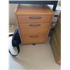Image 1 : Drawers with key