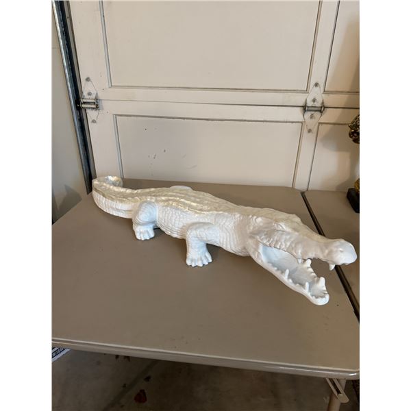 Crocodile decor