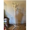 Image 1 : Coat stand