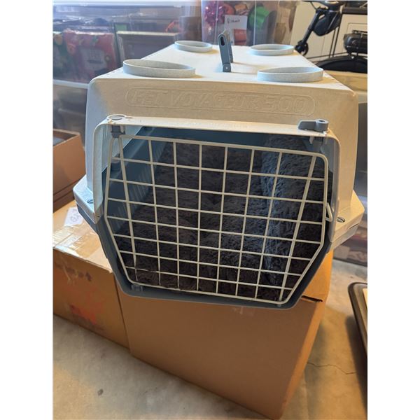 Pet Voyageur 300