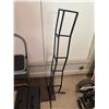Image 1 : Stand