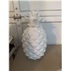 Image 1 : Pineapple decor