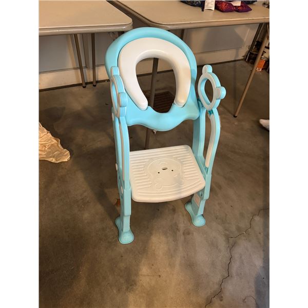 Toilet step seat
