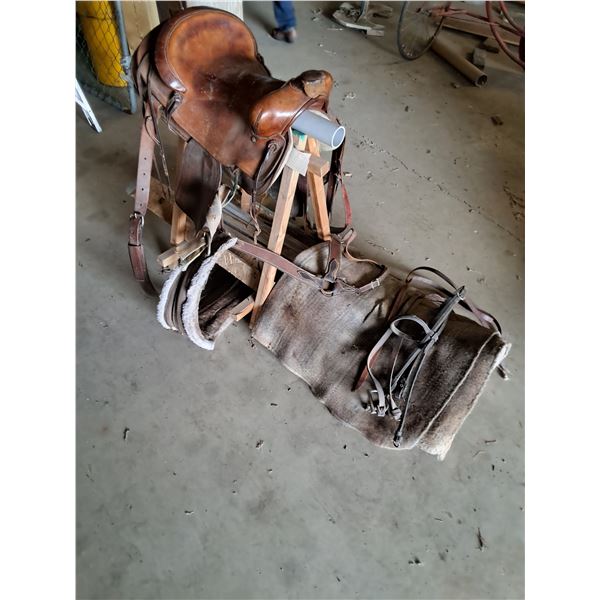 Saddle -15" Seat, Comes with Cinch, Breast Collar, Bridle and Pads-No Sawhorse