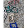 Image 4 : (7) Halters for Mini's (4) Ropes
