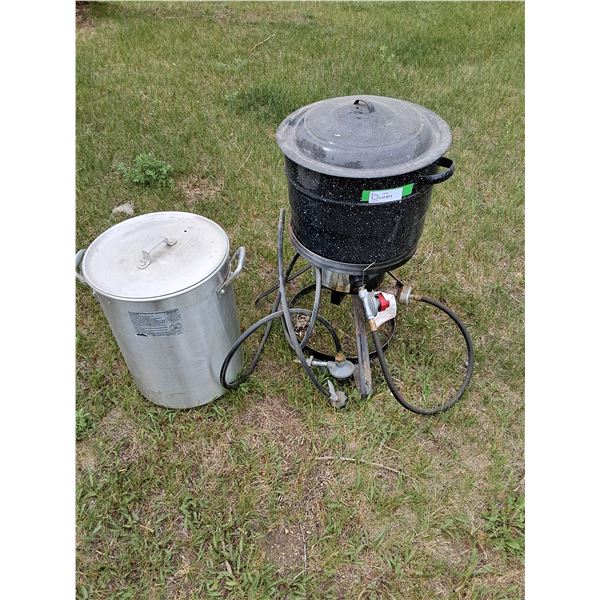 (2) Extra Large Pots and Propane Burner w/ Hose