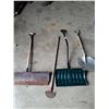 Image 1 : (4) Shovels, Edger, Snow, Grain